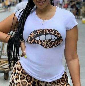 New Lovely Women's Two Piece Set Lips Print Short